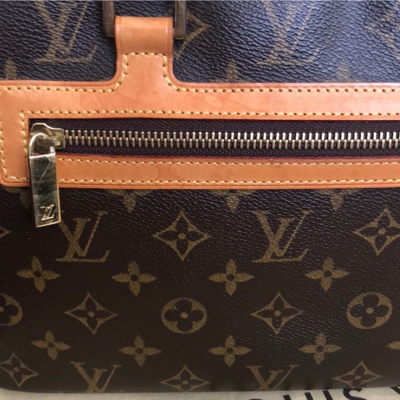 ❤ Louis Vuitton Cite GM Monogram Shoulder Bag❤ - Picture 8 of 14